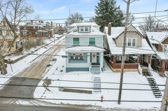 3314 Versailles Ave