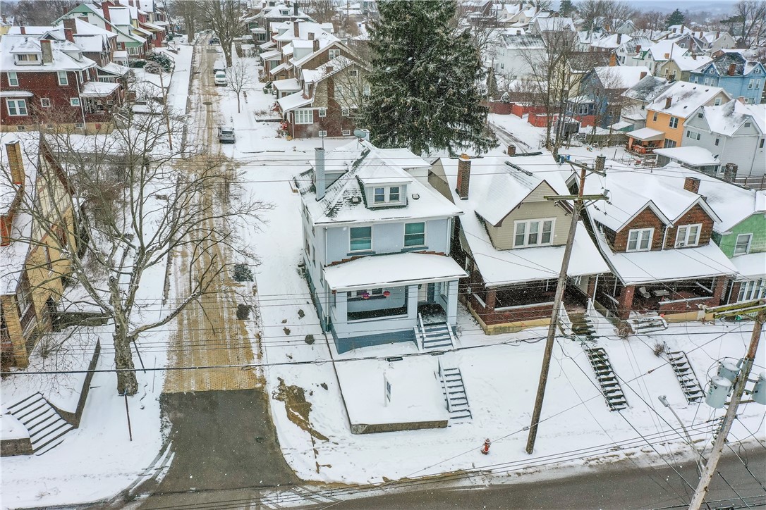 3314 Versailles Ave
