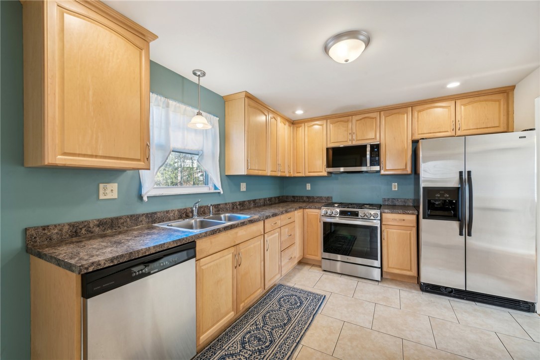 134 Yosemite Dr