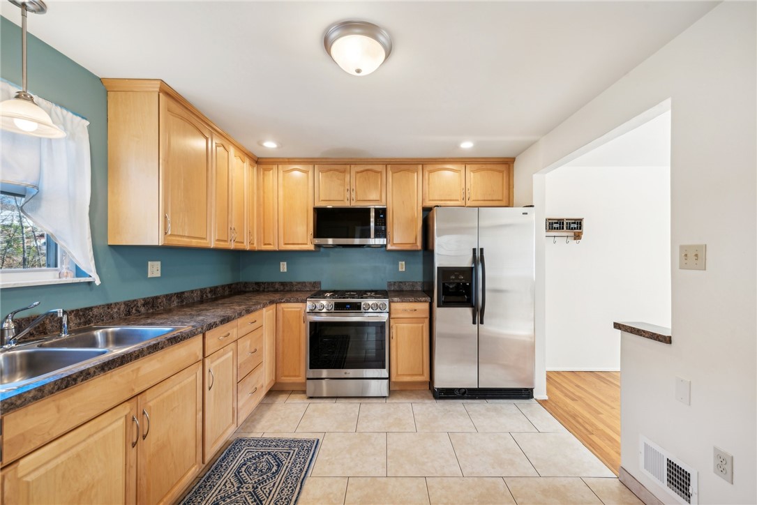 134 Yosemite Dr