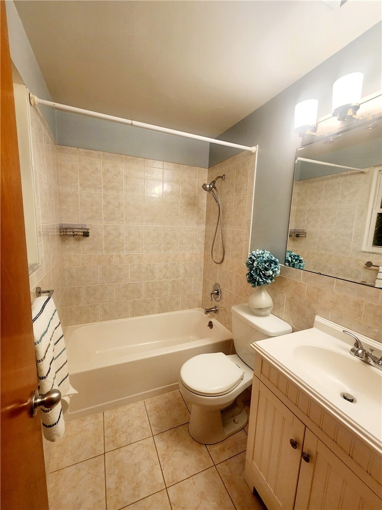 134 Yosemite Dr