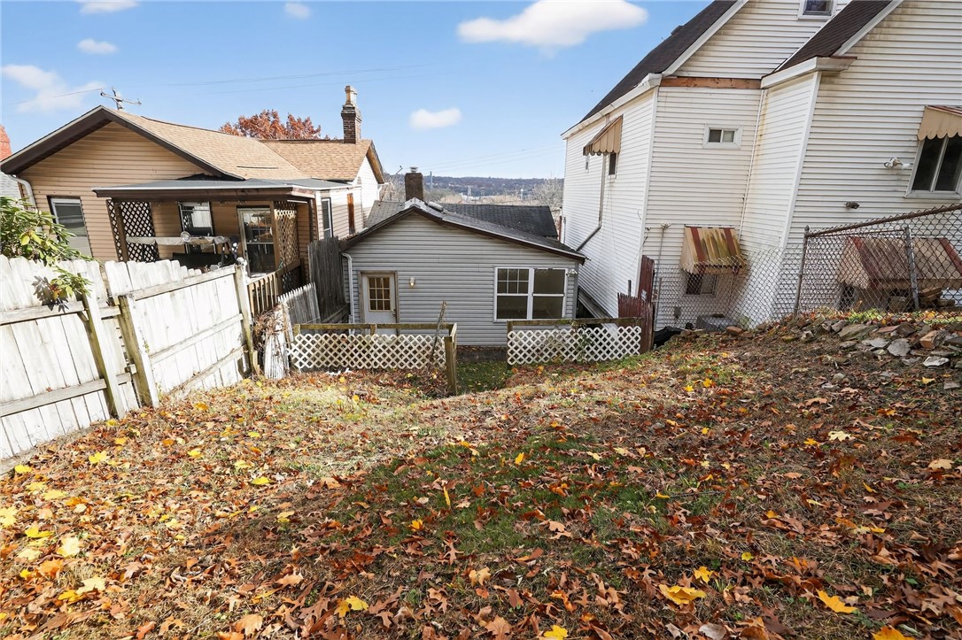 417 Alexander St