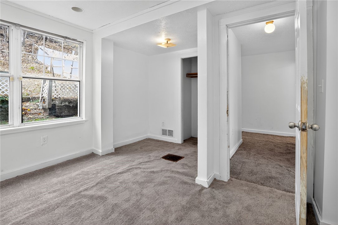 417 Alexander St