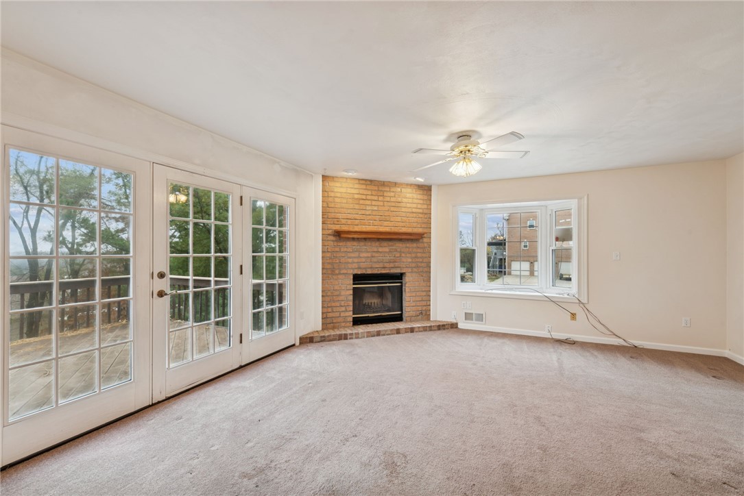 10 Thomas Jefferson Ct