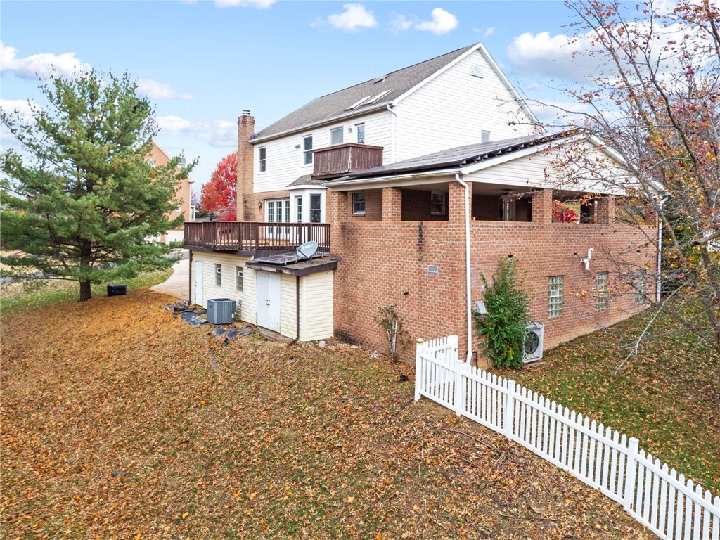 10 Thomas Jefferson Ct