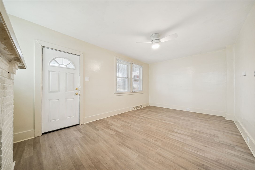 400 Broadway Ave