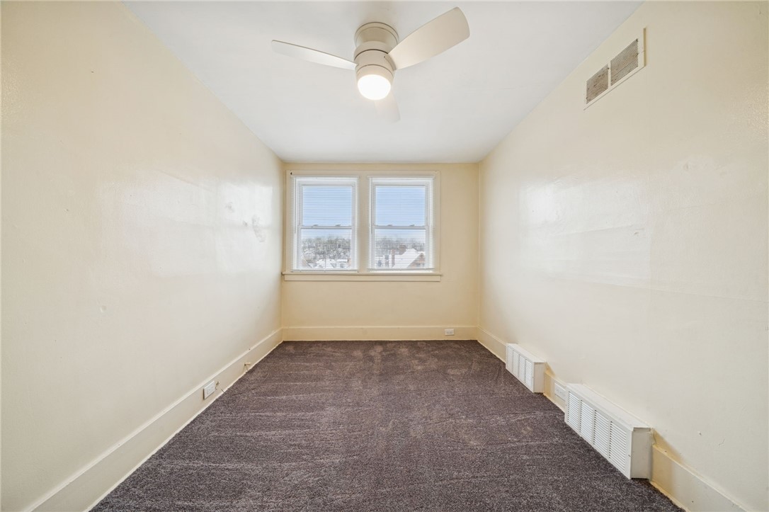 400 Broadway Ave