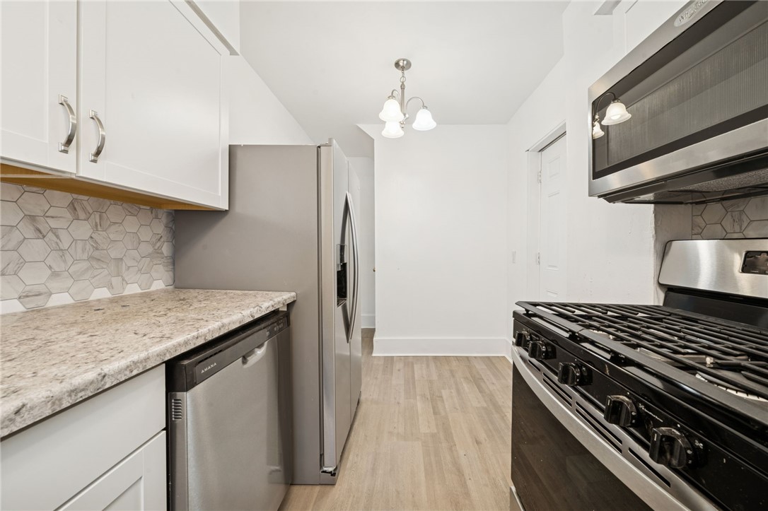 400 Broadway Ave