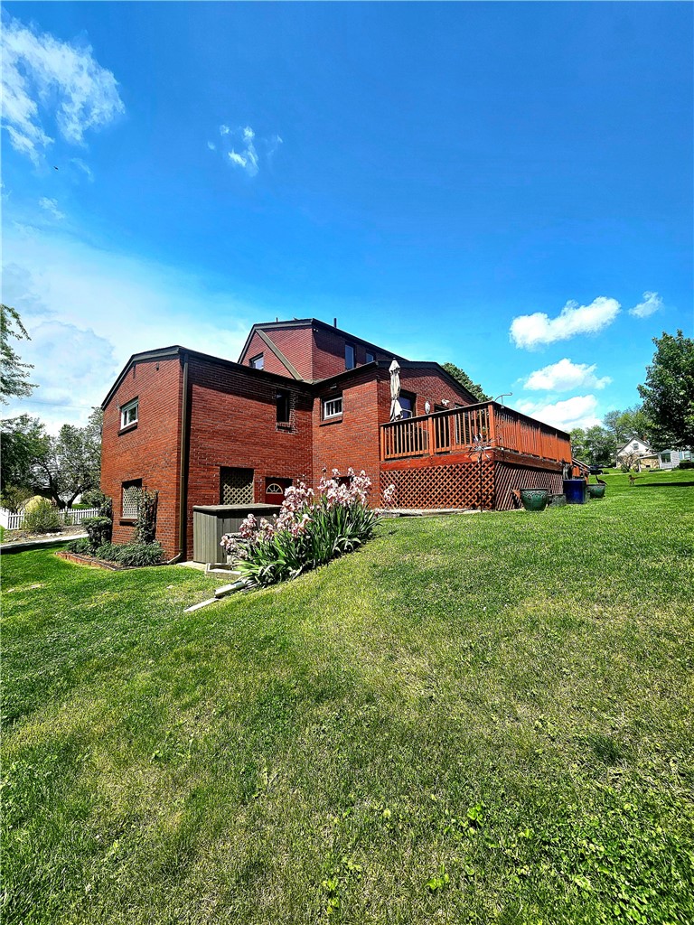 1806 Miller Ave