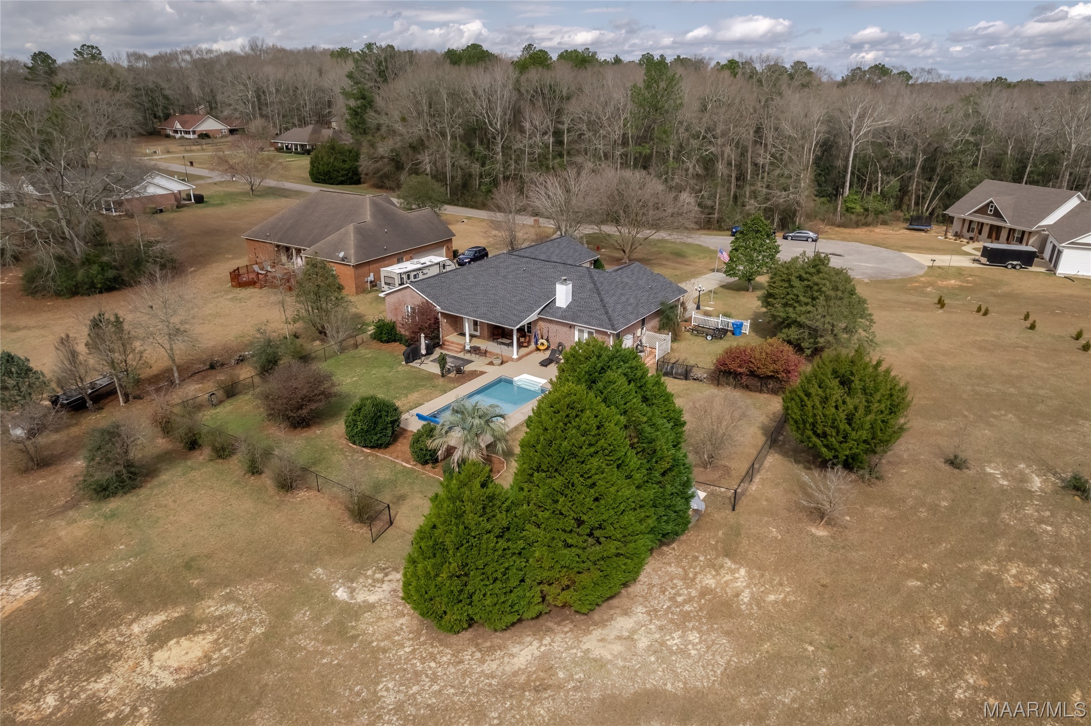 274 County Road 680 .