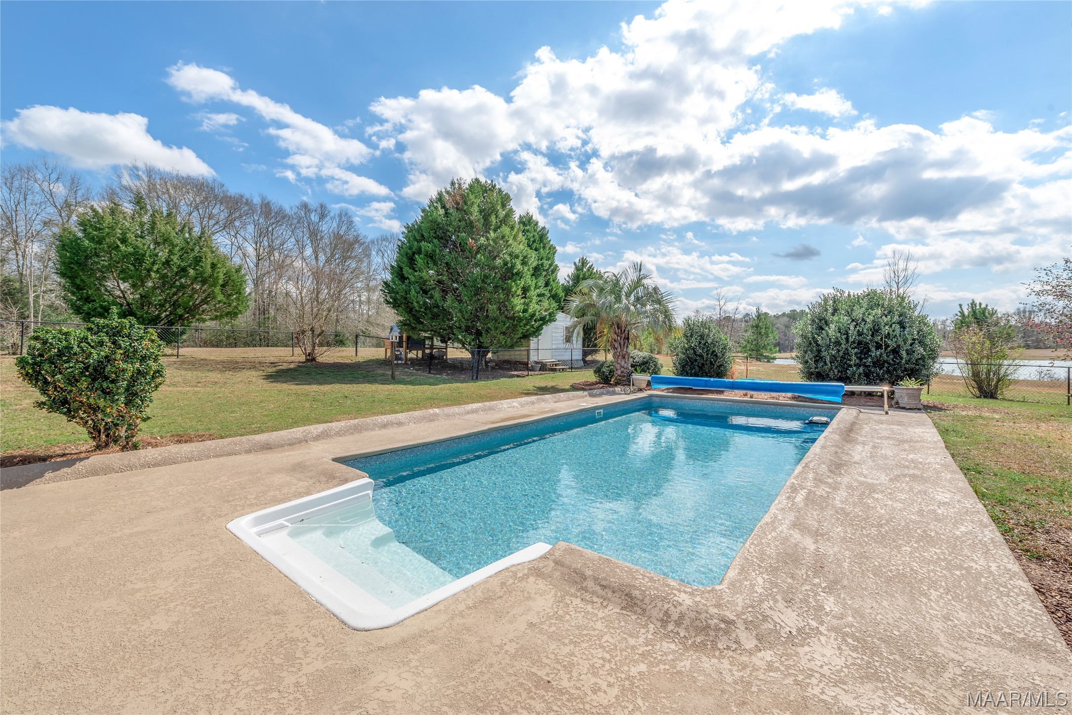 274 County Road 680 .