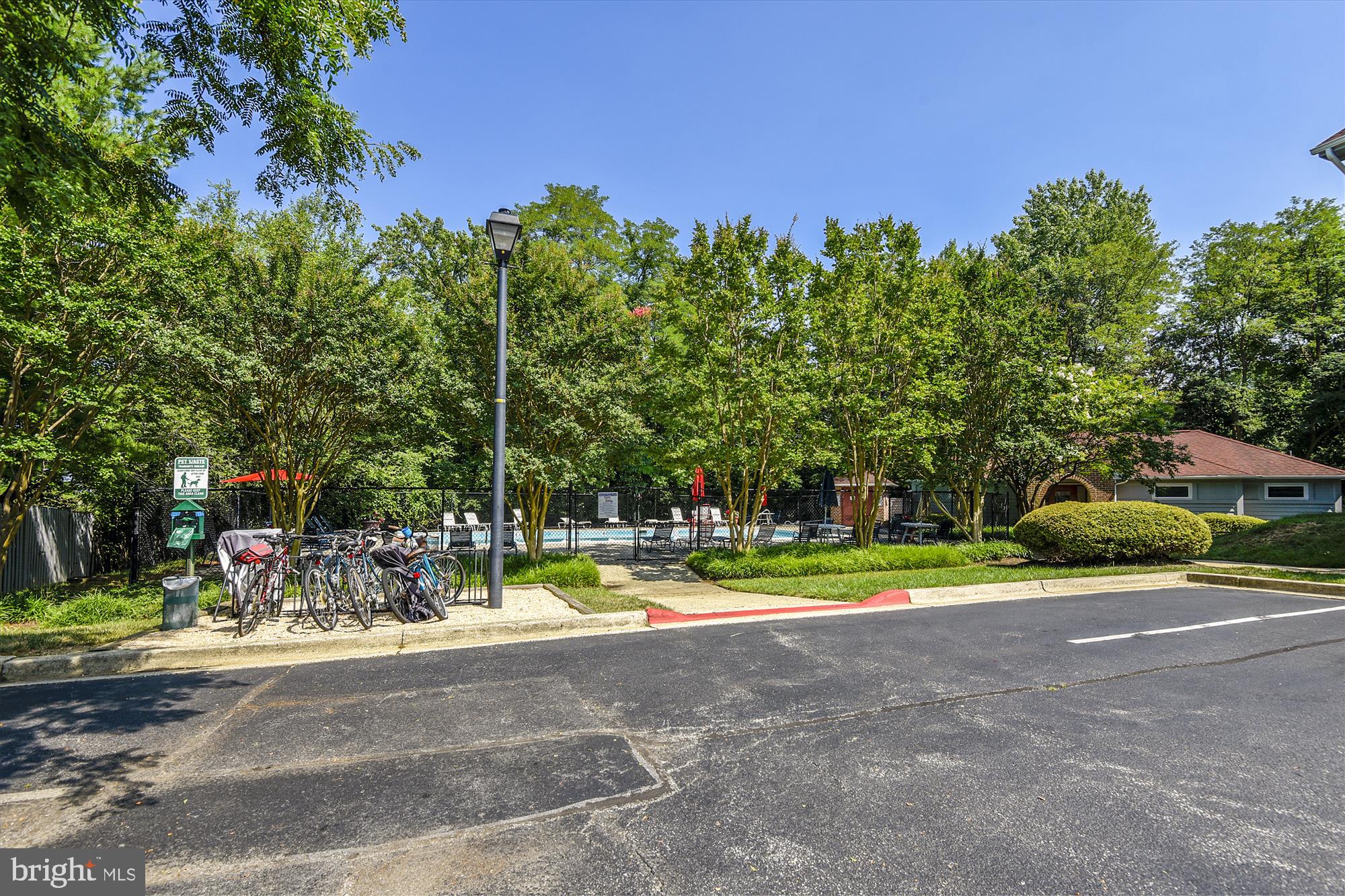 1119 Lake Heron Dr #2b