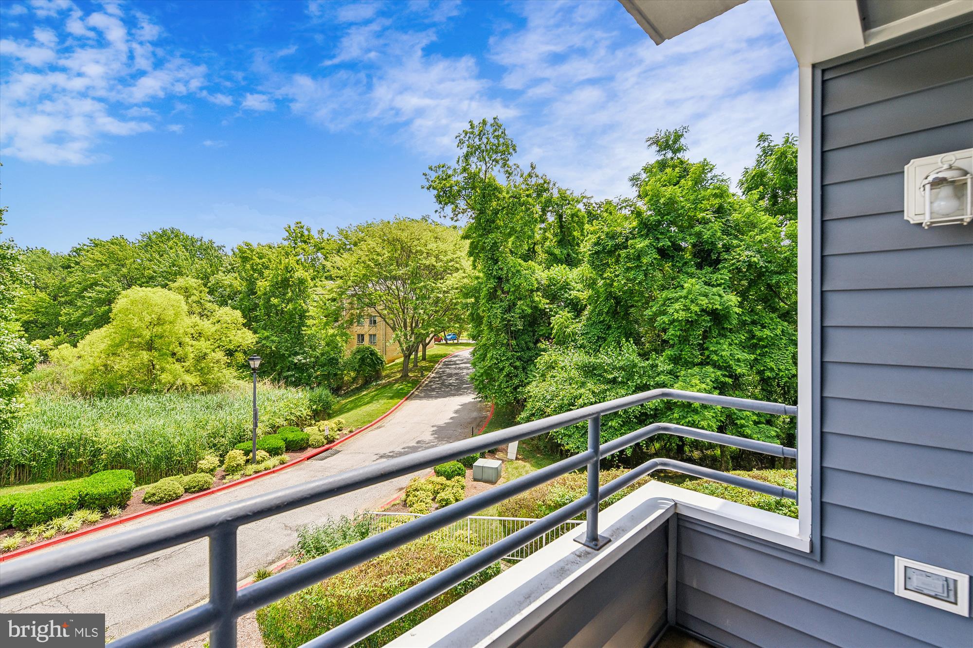 1119 Lake Heron Dr #2b