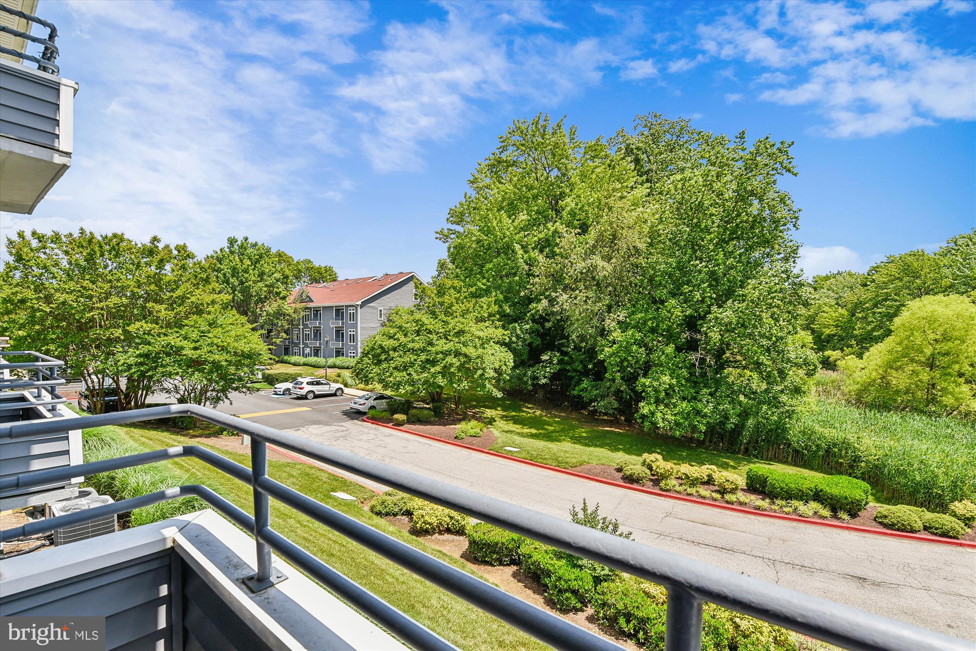 1119 Lake Heron Dr #2b