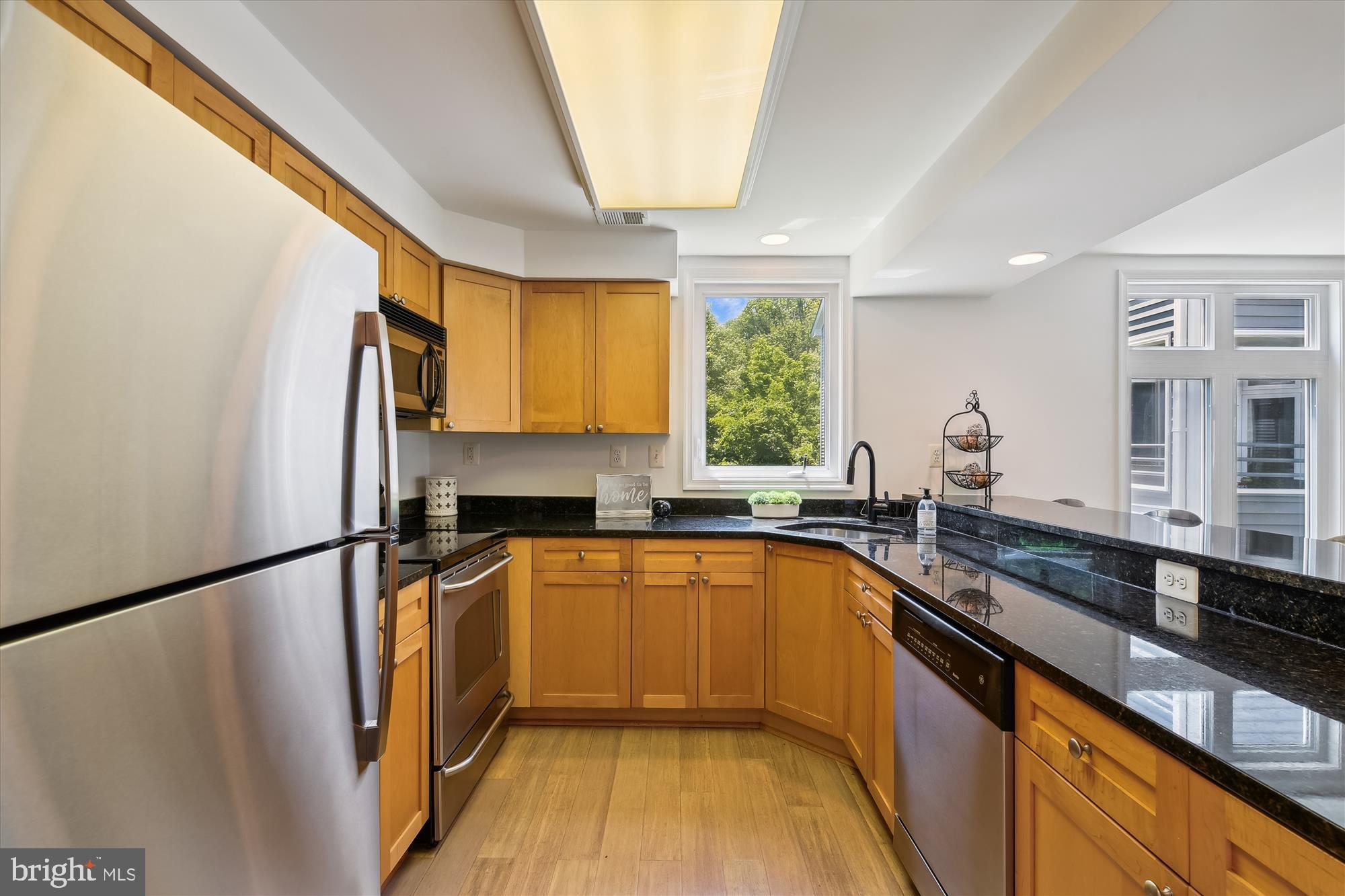 1119 Lake Heron Dr #2b