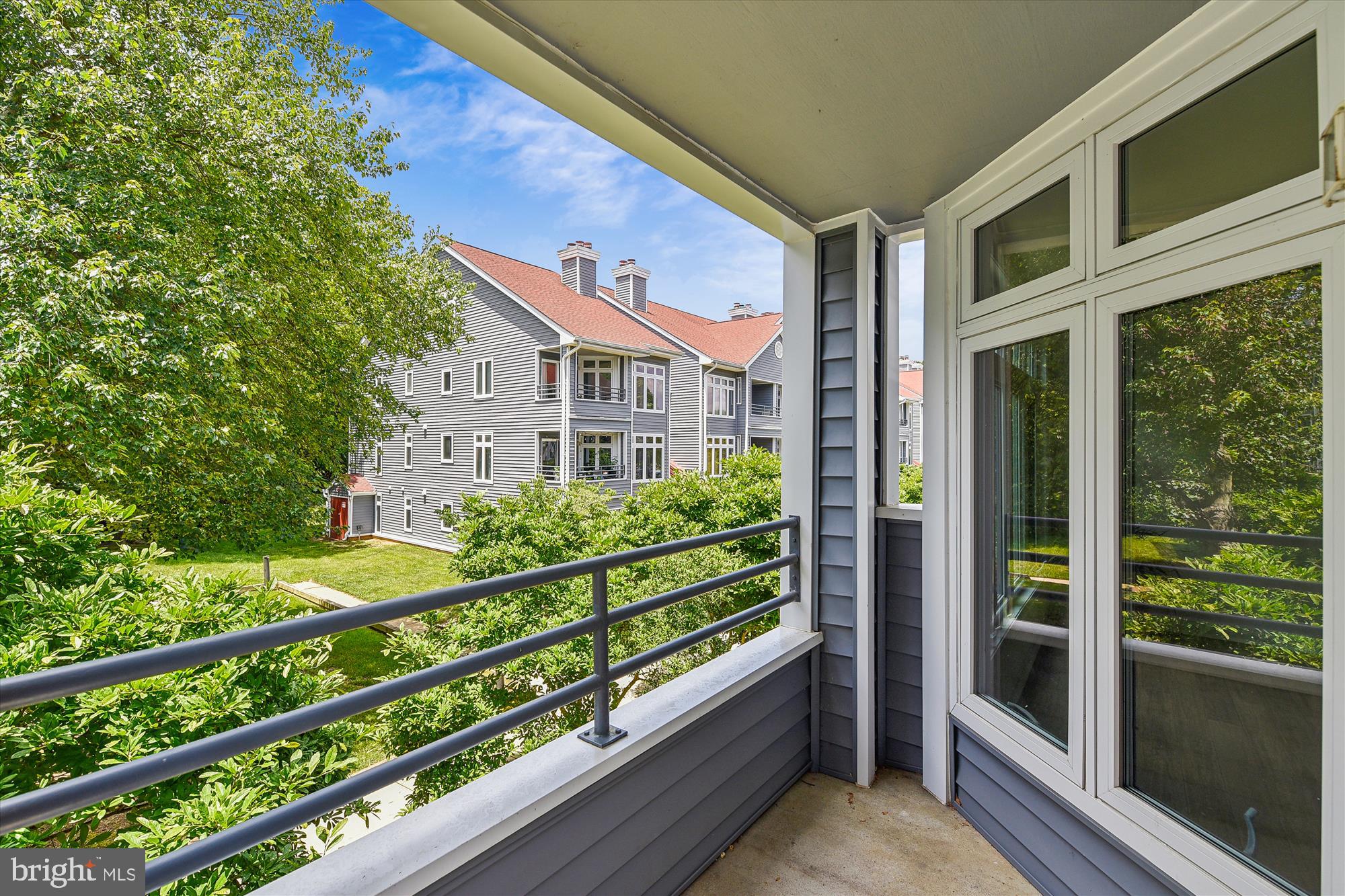 1119 Lake Heron Dr #2b