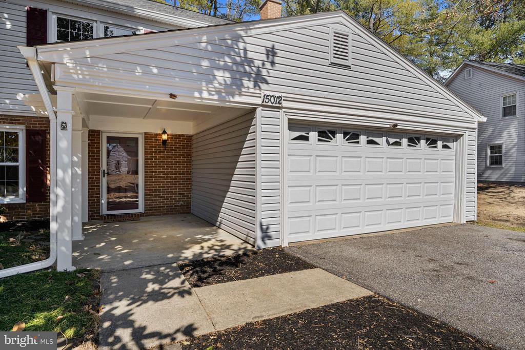 15012 Narrows Ln