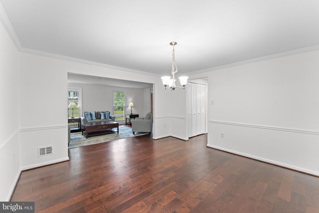 766 GLENEAGLES DRIVE