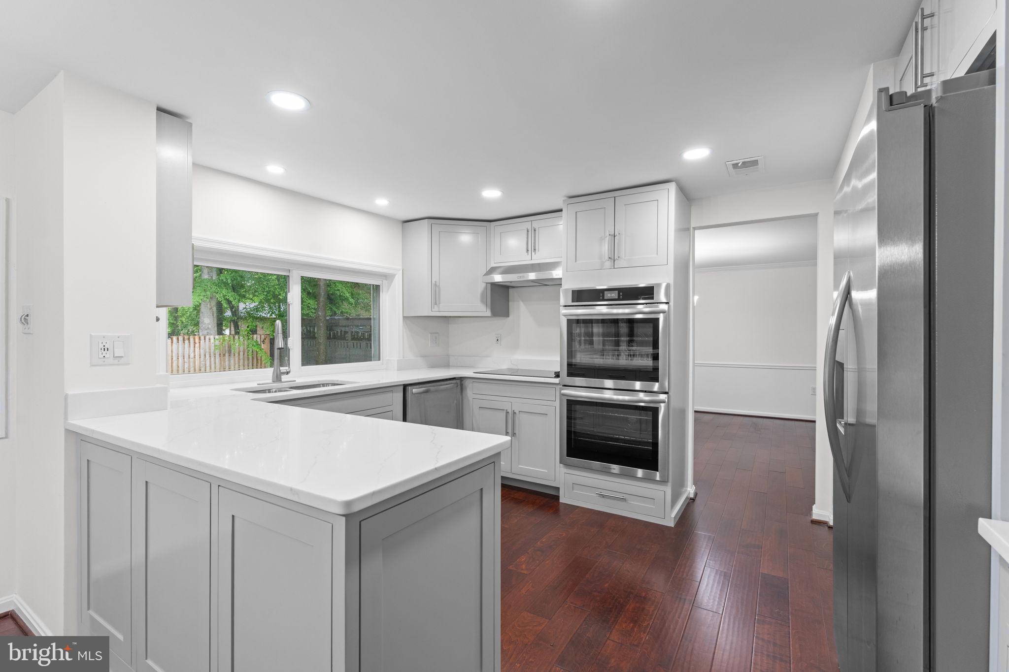 766 GLENEAGLES DRIVE