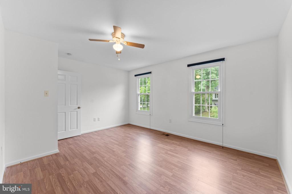 766 GLENEAGLES DRIVE