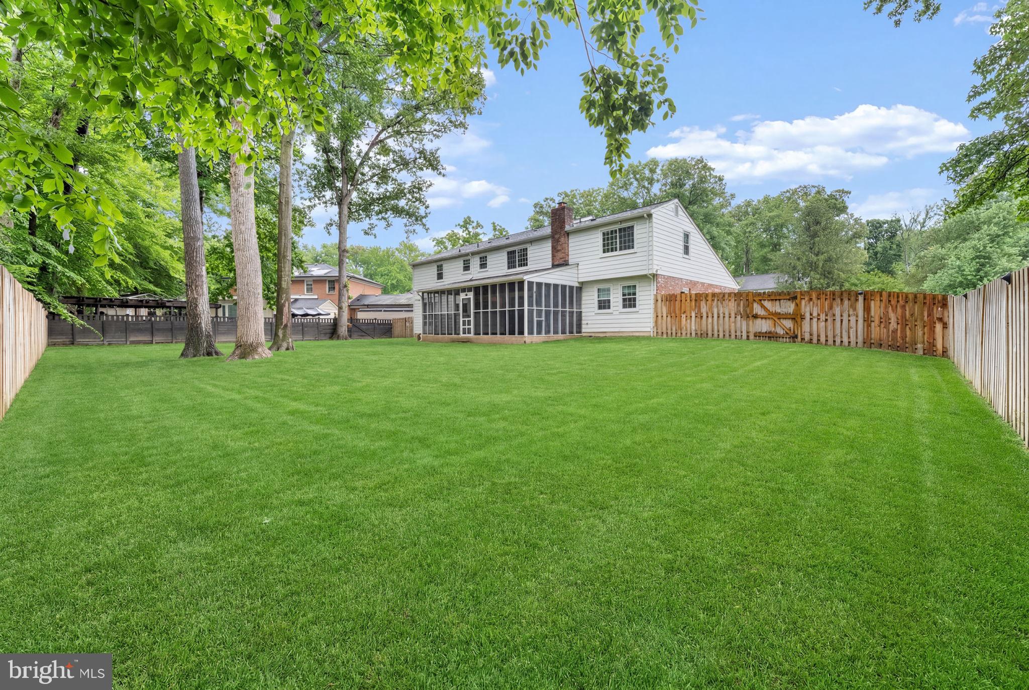 766 GLENEAGLES DRIVE