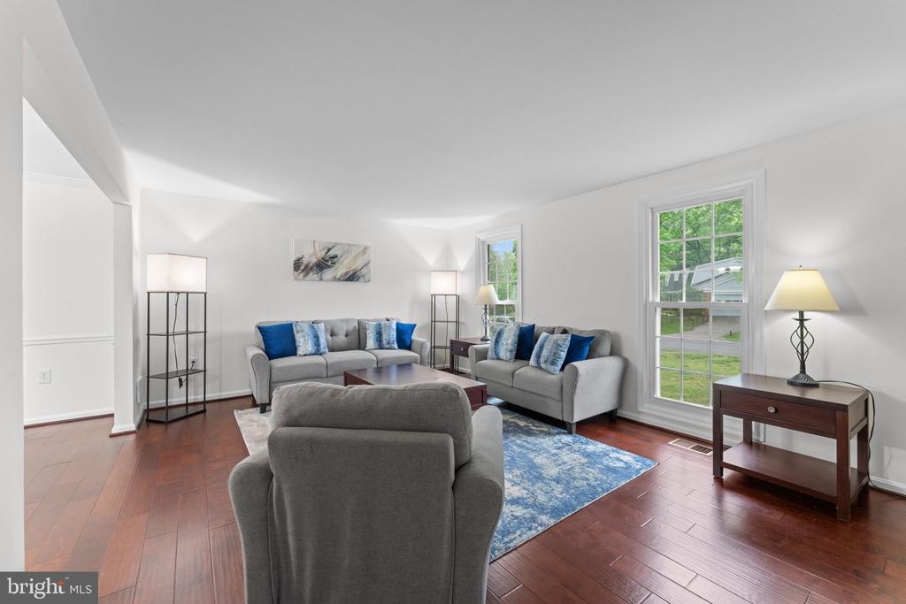 766 GLENEAGLES DRIVE
