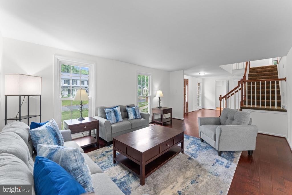 766 GLENEAGLES DRIVE