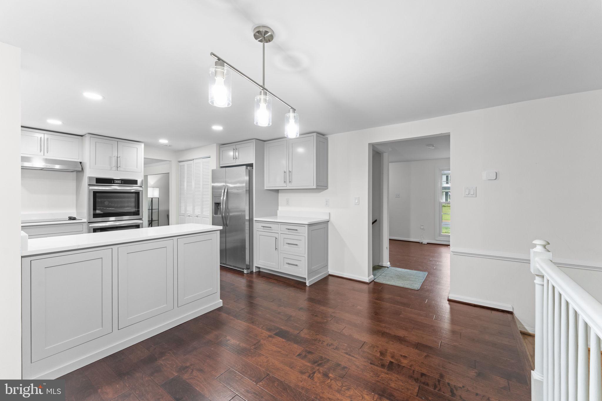 766 GLENEAGLES DRIVE