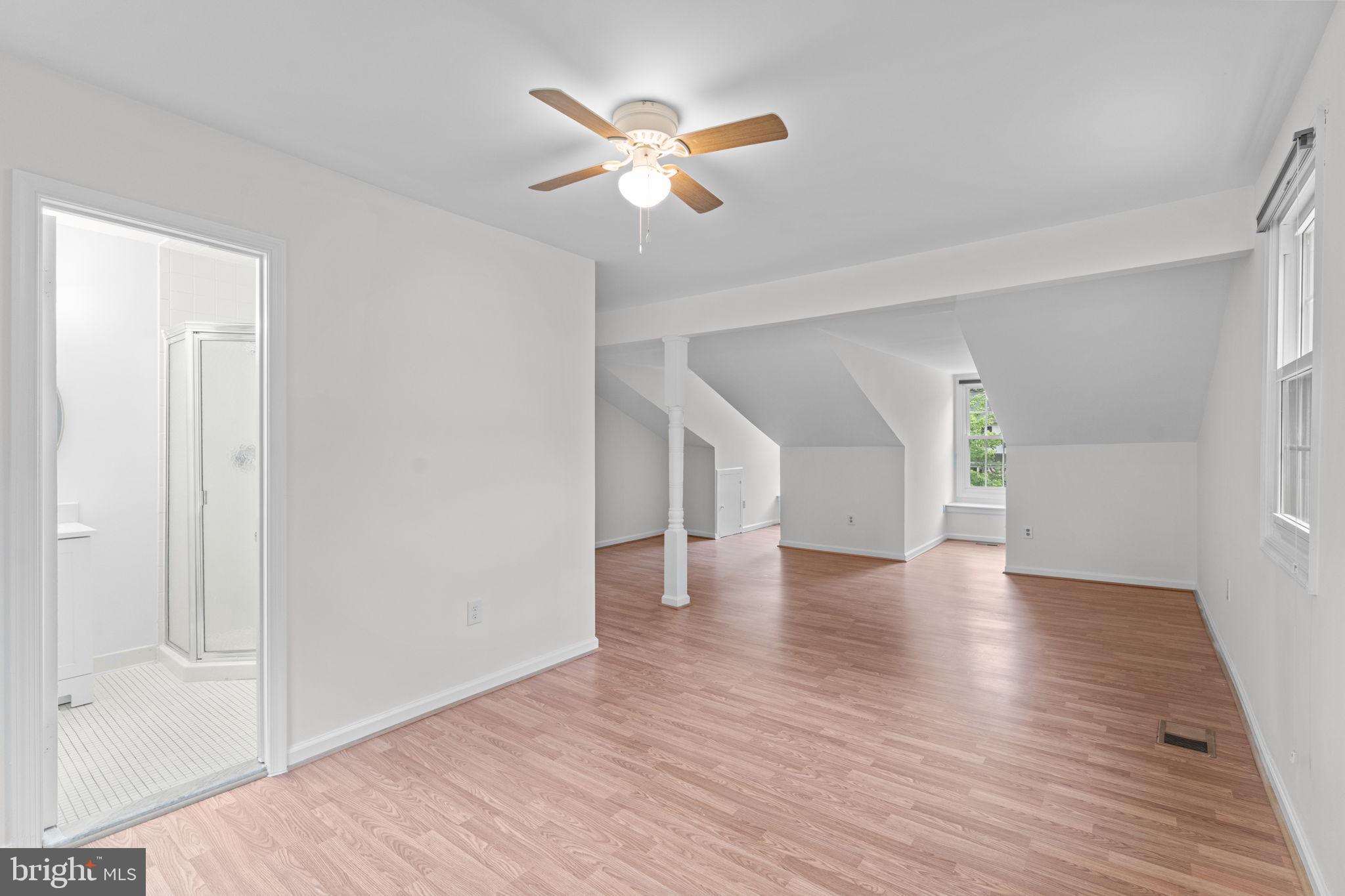 766 GLENEAGLES DRIVE