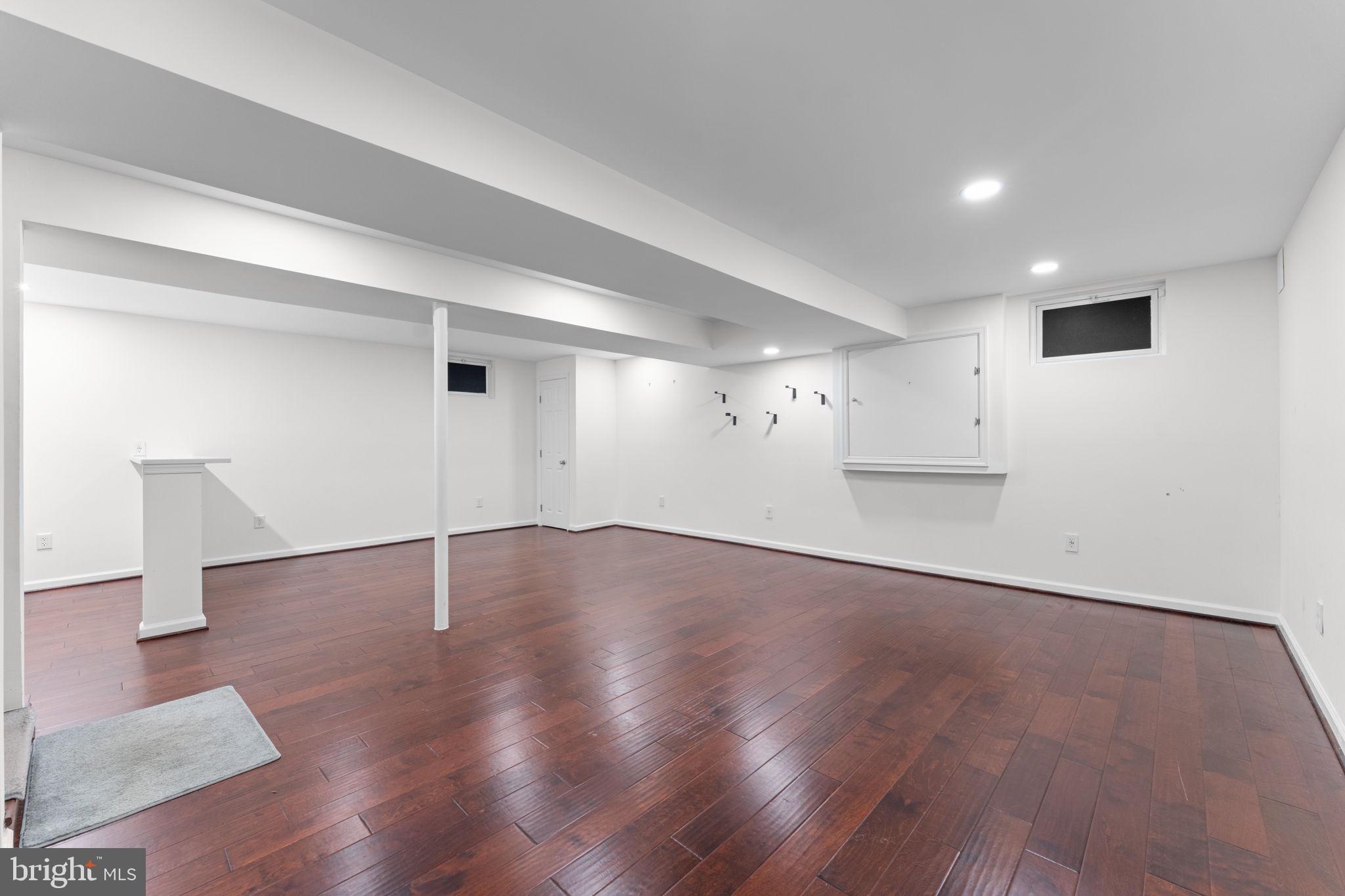 766 GLENEAGLES DRIVE