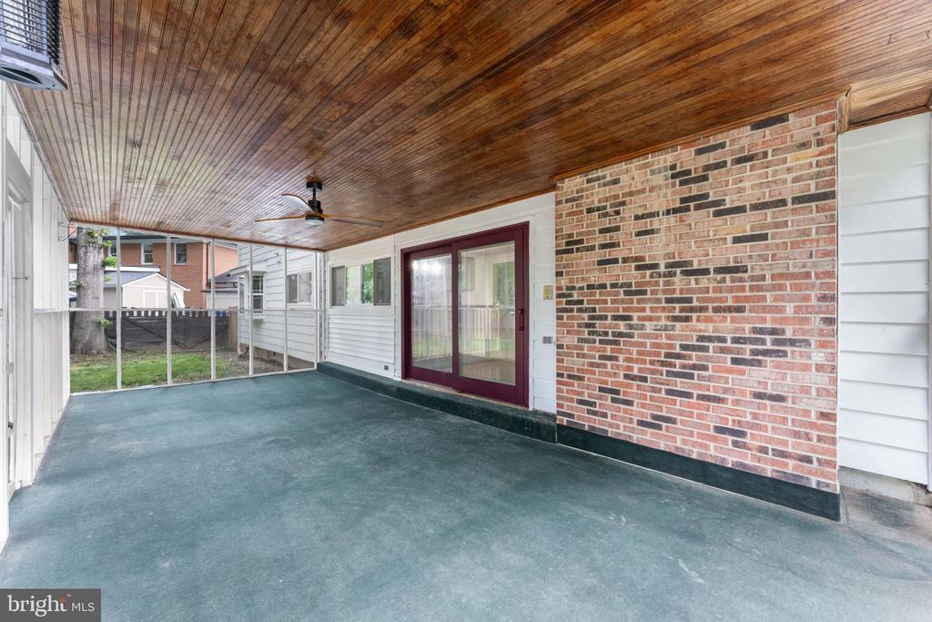 766 GLENEAGLES DRIVE