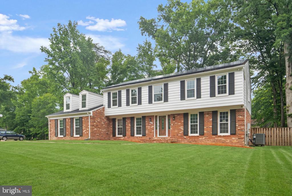766 GLENEAGLES DRIVE
