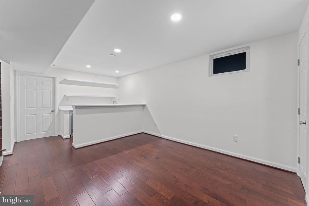 766 GLENEAGLES DRIVE