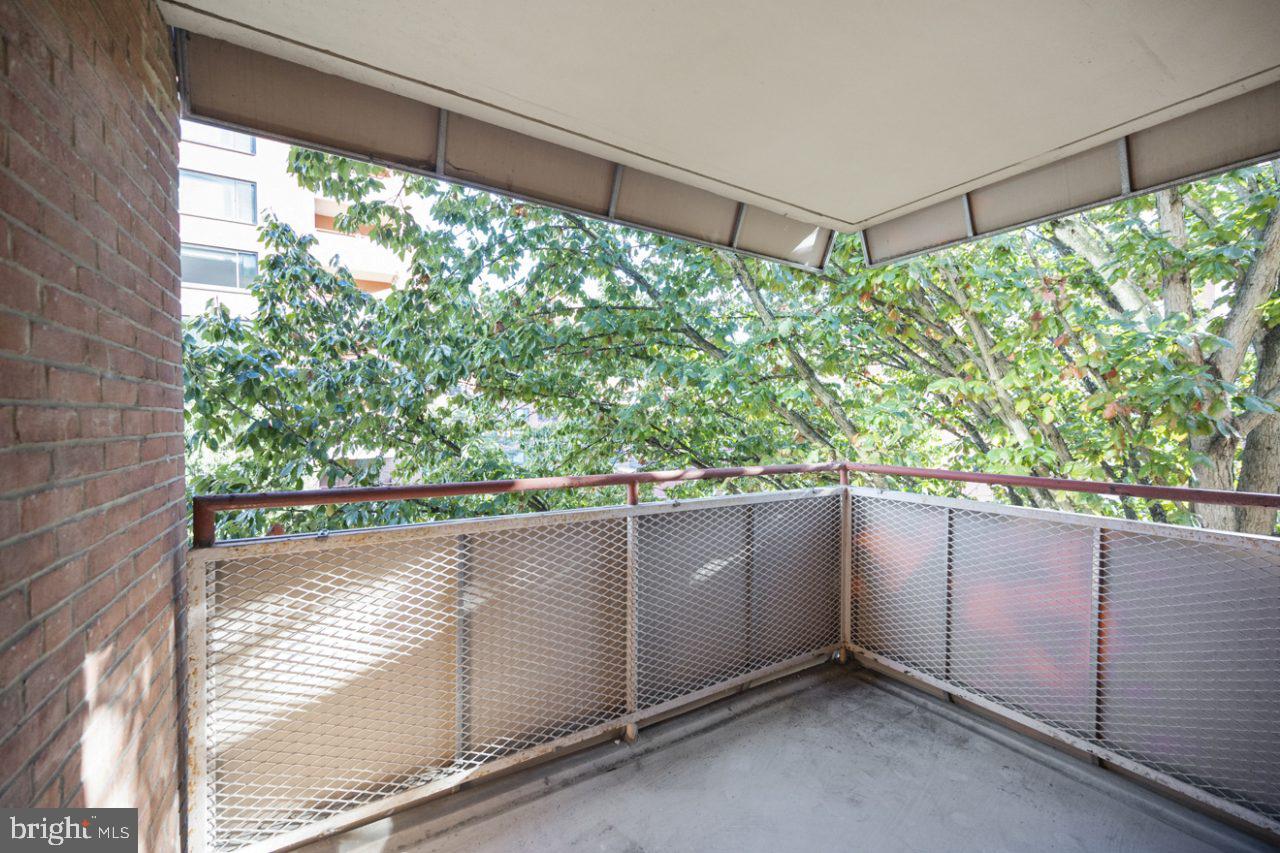 1121 Arlington Blvd #506