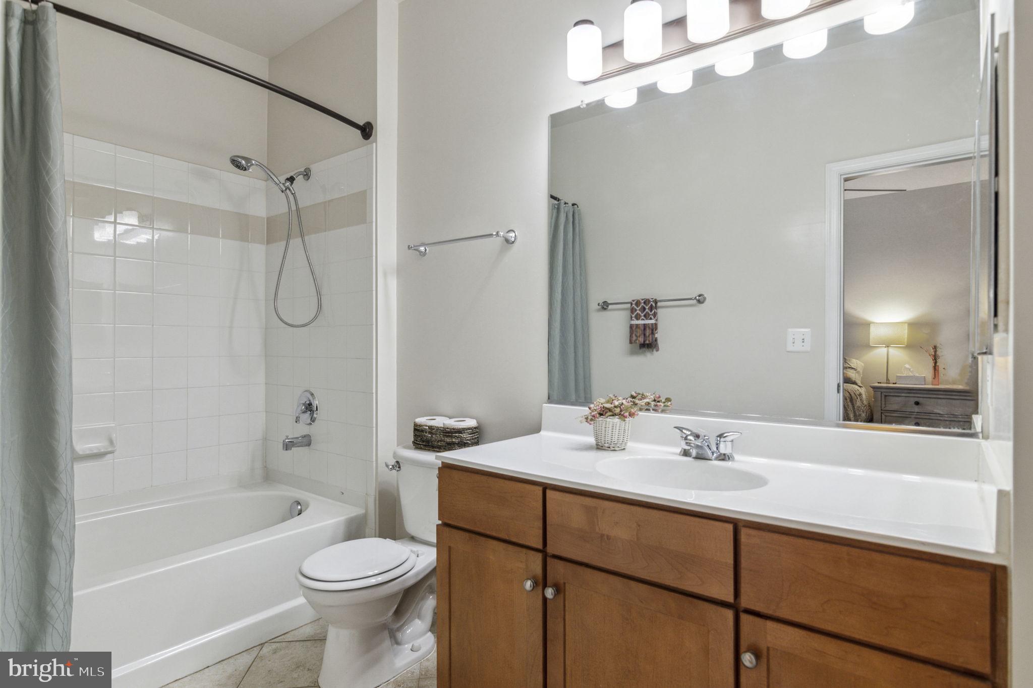 4860 Eisenhower Ave #197