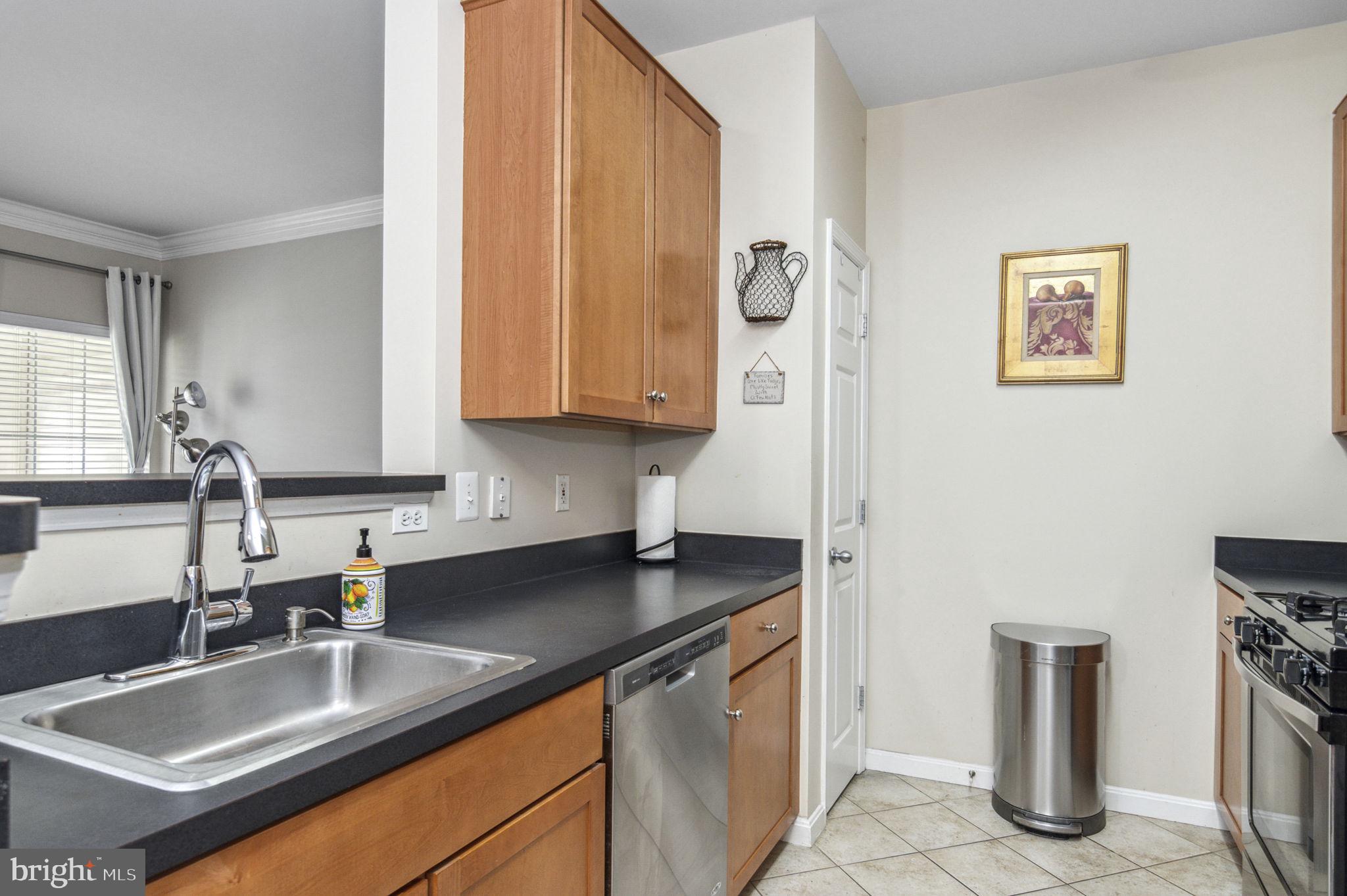 4860 Eisenhower Ave #197