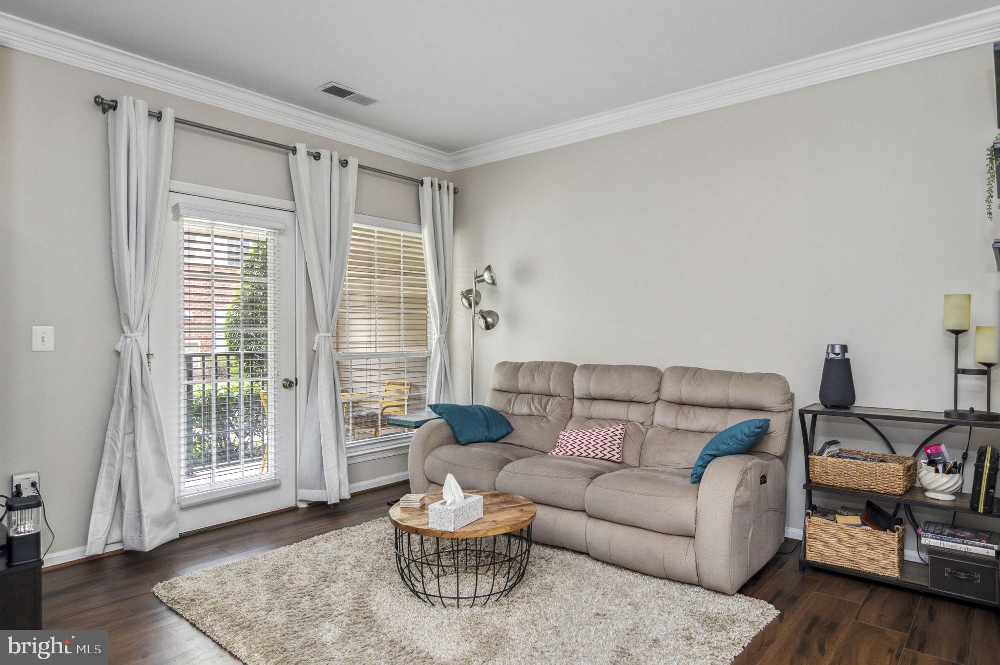 4860 Eisenhower Ave #197