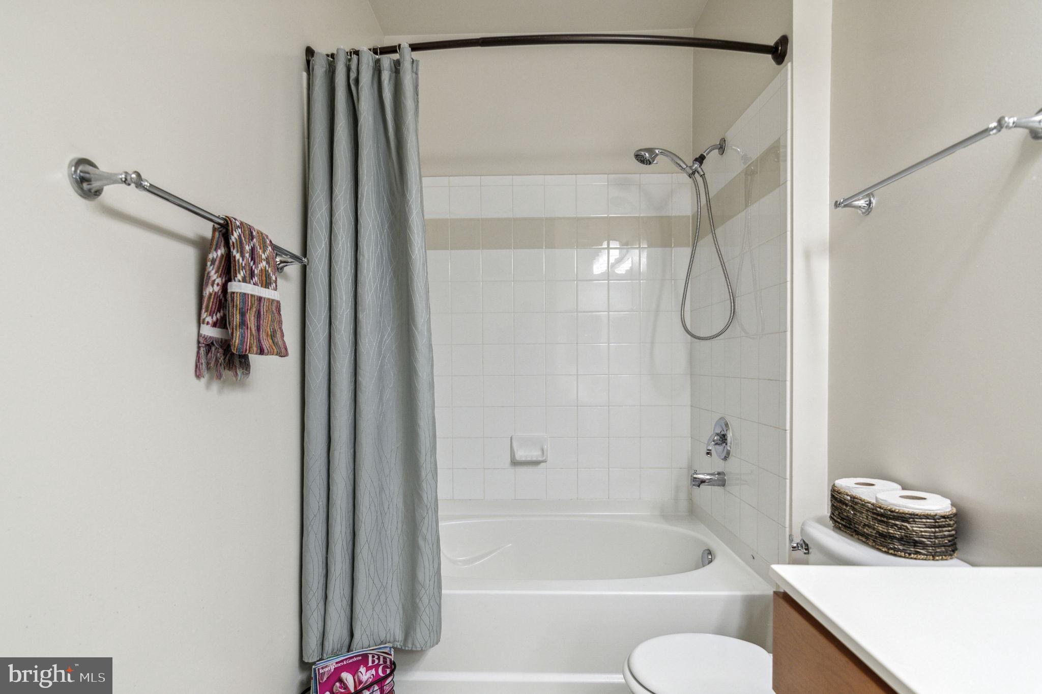 4860 Eisenhower Ave #197