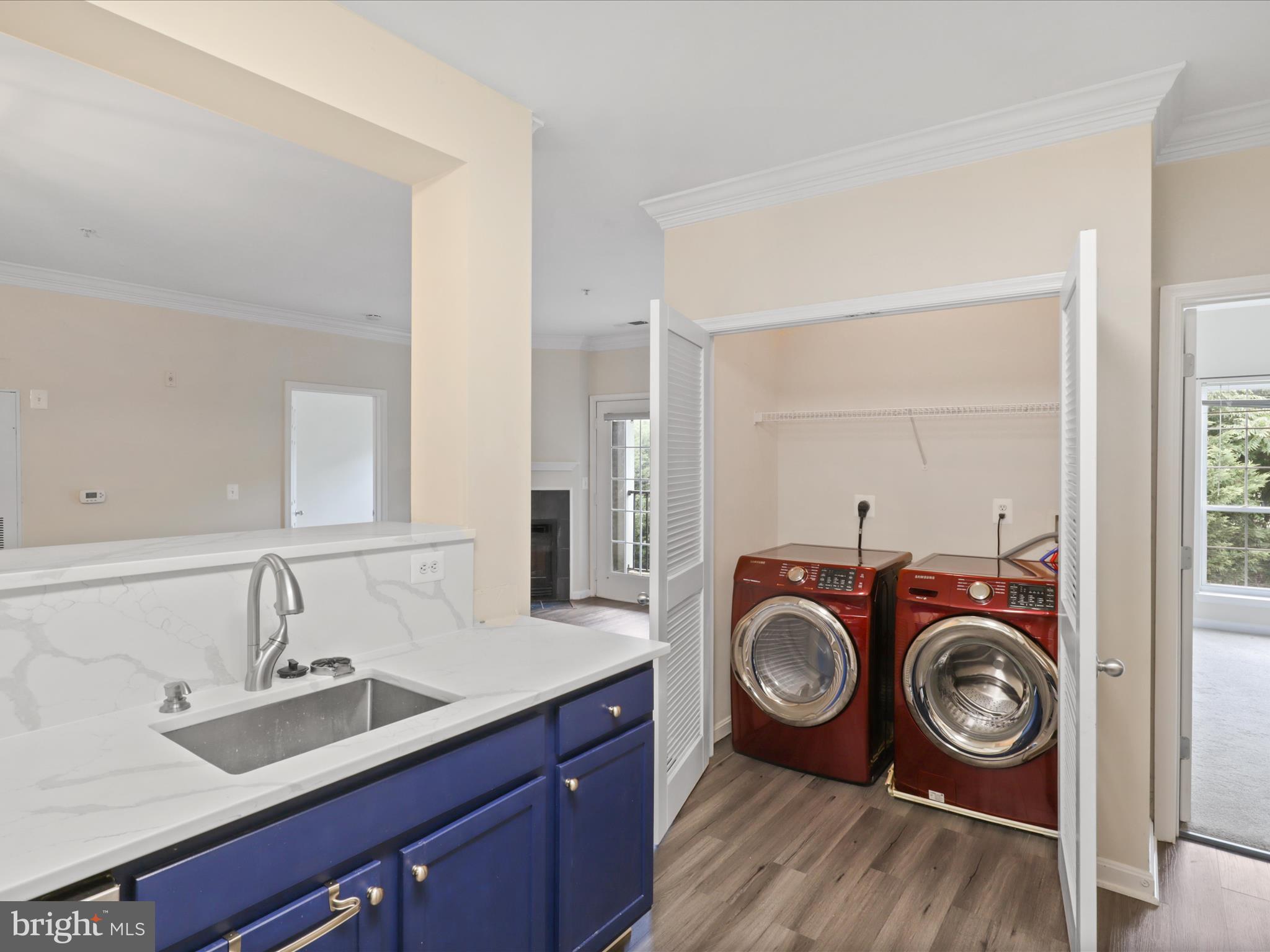 4870 Eisenhower Ave #405