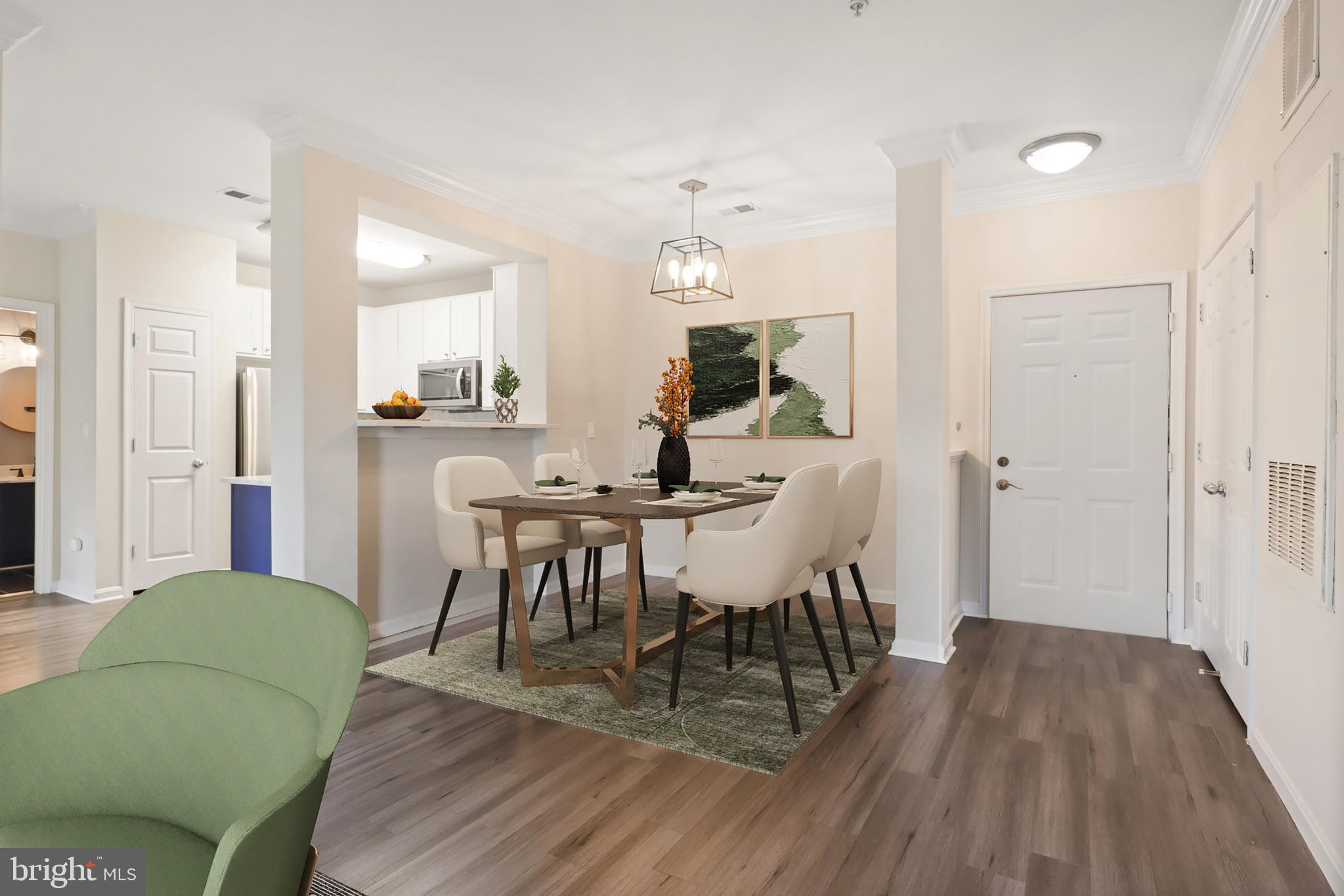 4870 Eisenhower Ave #405