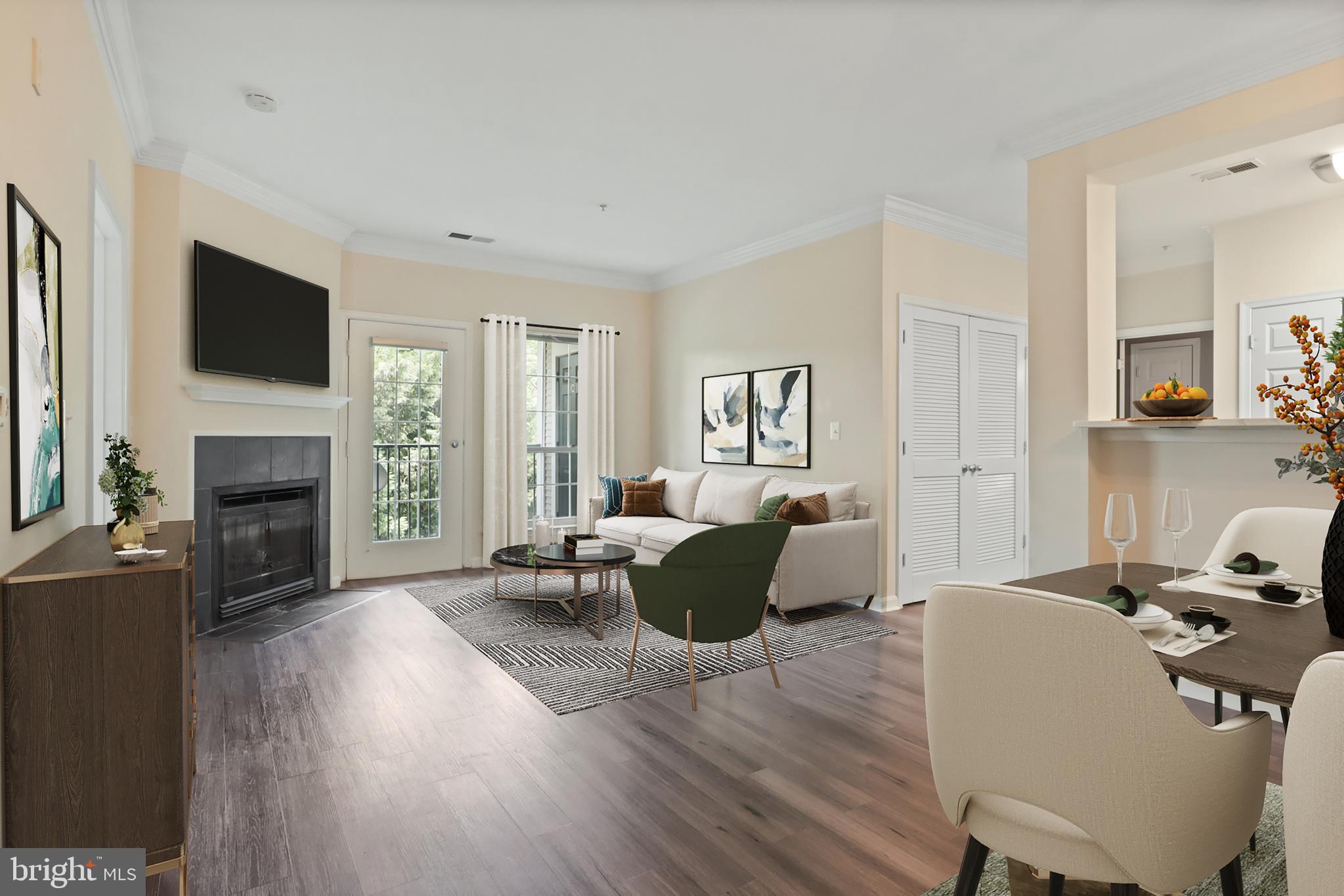 4870 Eisenhower Ave #405