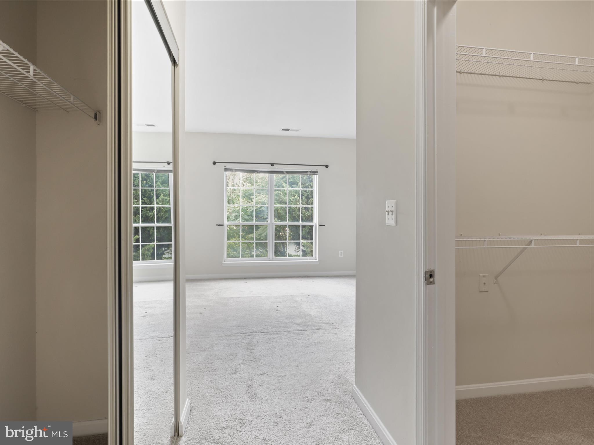 4870 Eisenhower Ave #405