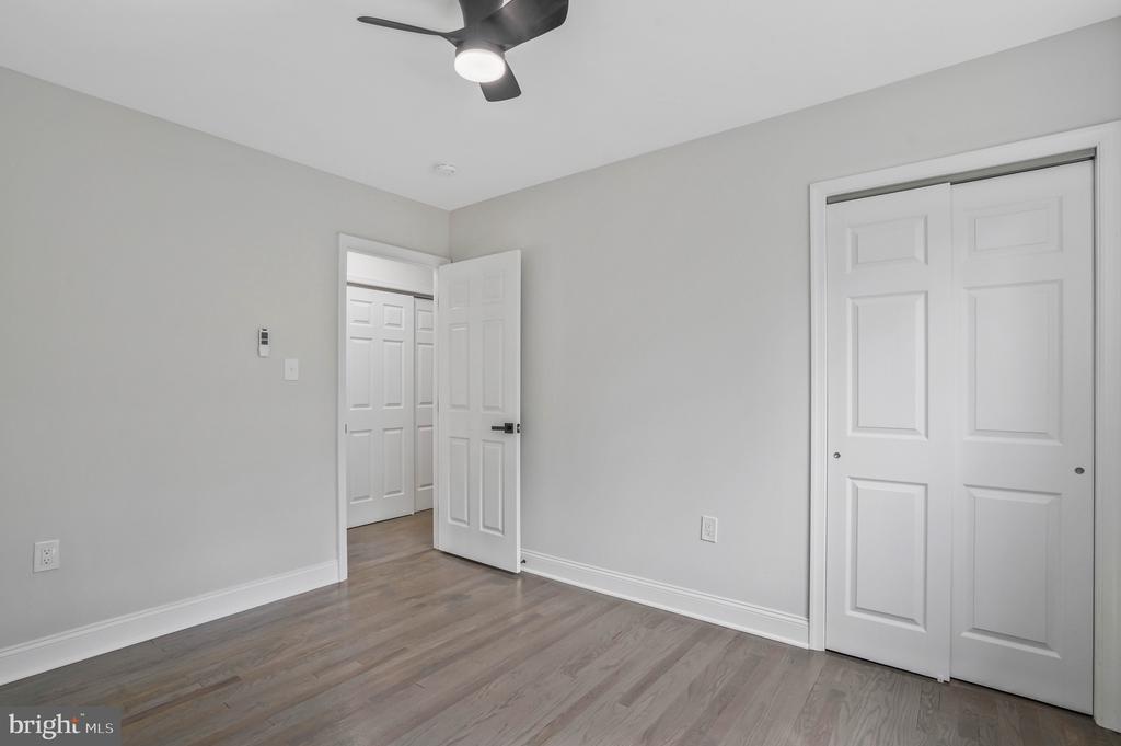 512 Robinson Ct