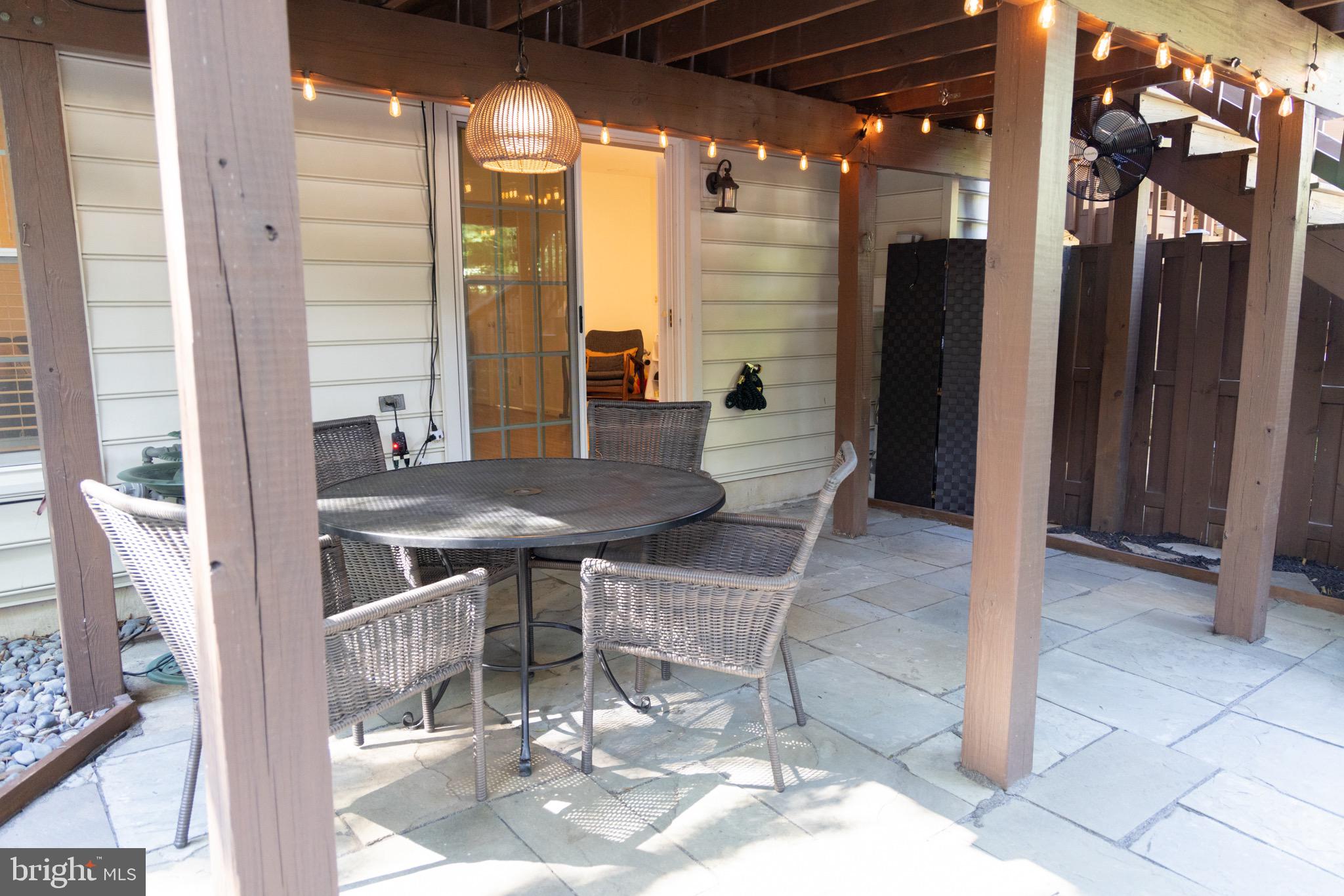 1214 Dartmouth Rd