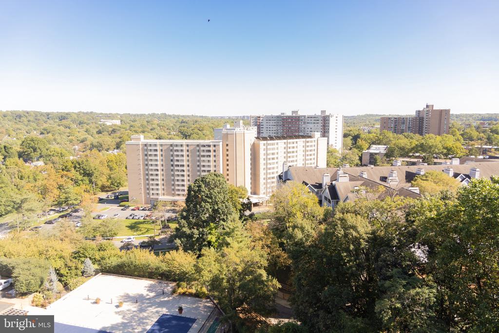 5500 Holmes Run Pkwy #1207