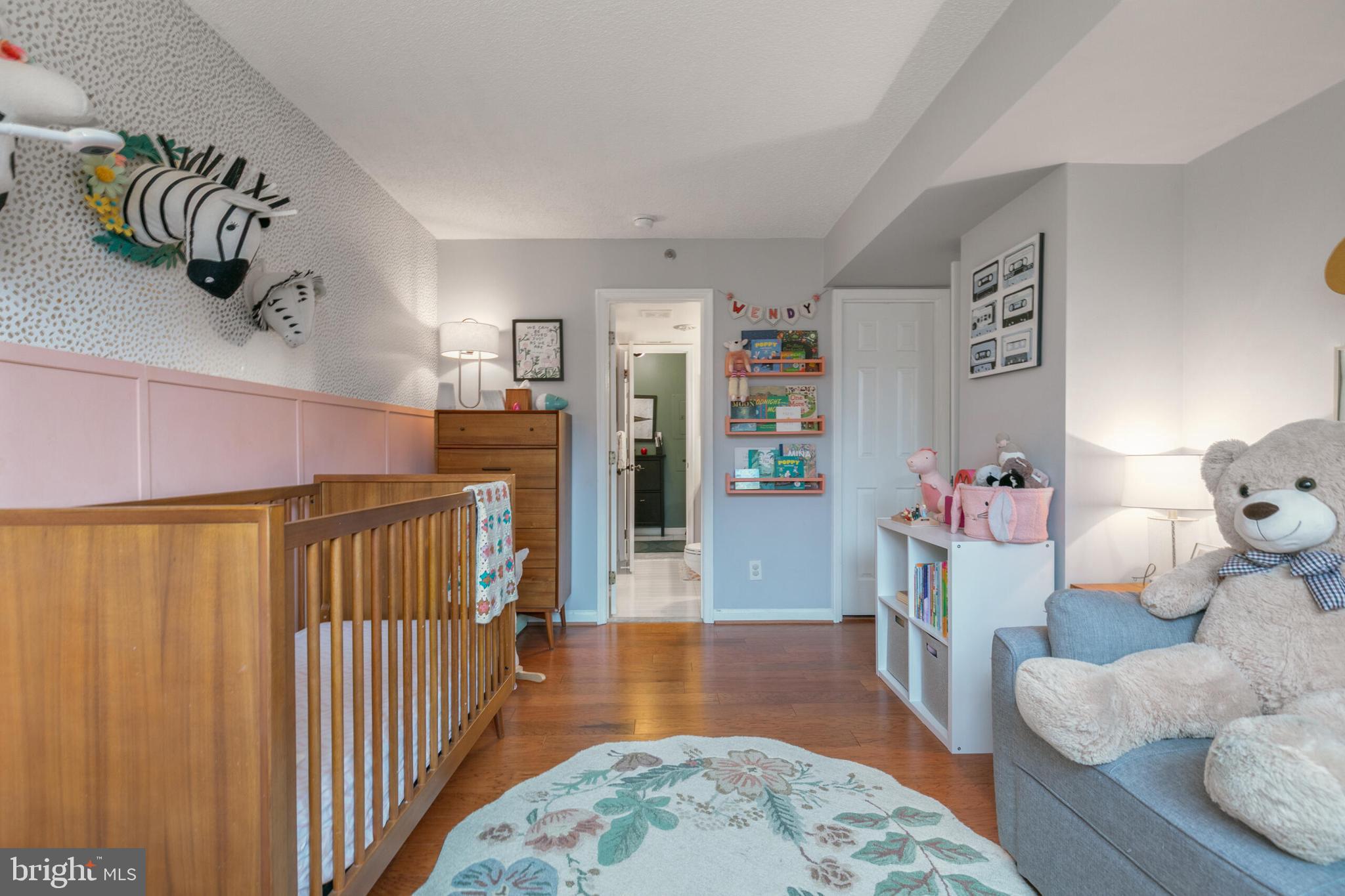 1200 Braddock Pl #216