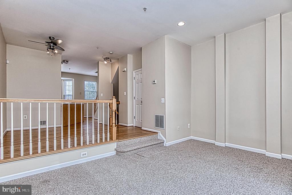 5832 COWLING COURT