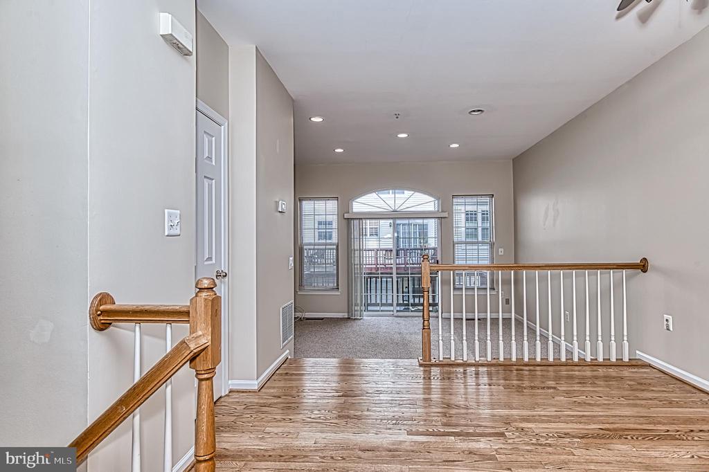 5832 COWLING COURT