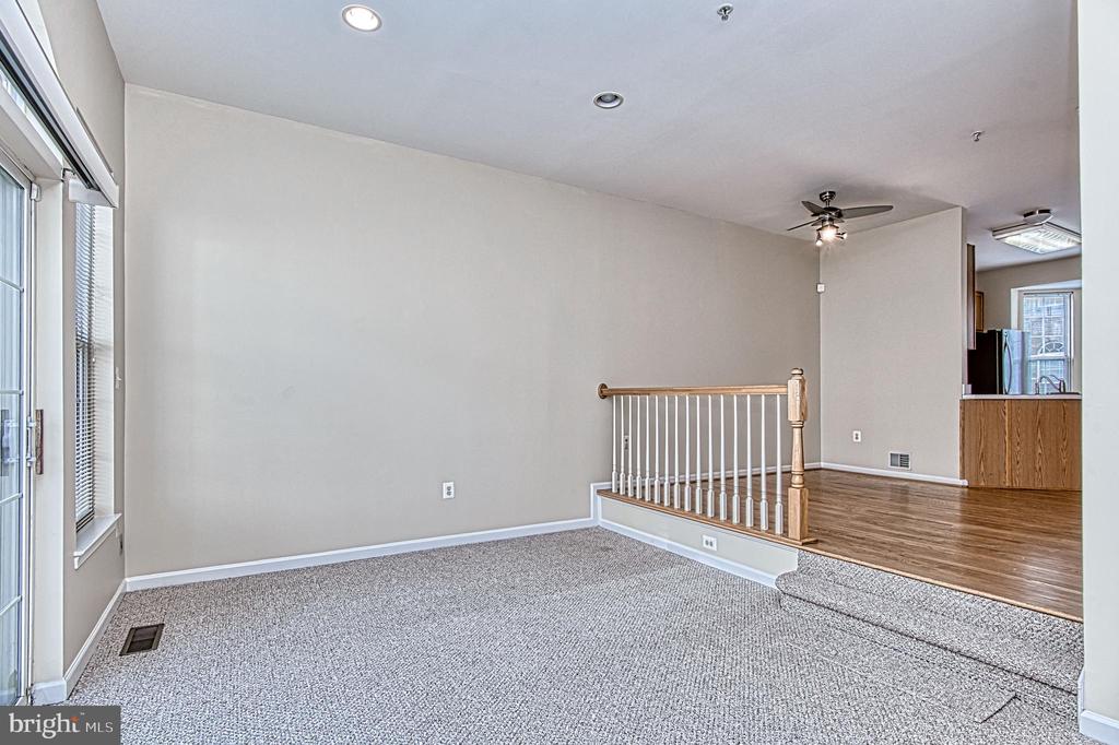 5832 COWLING COURT