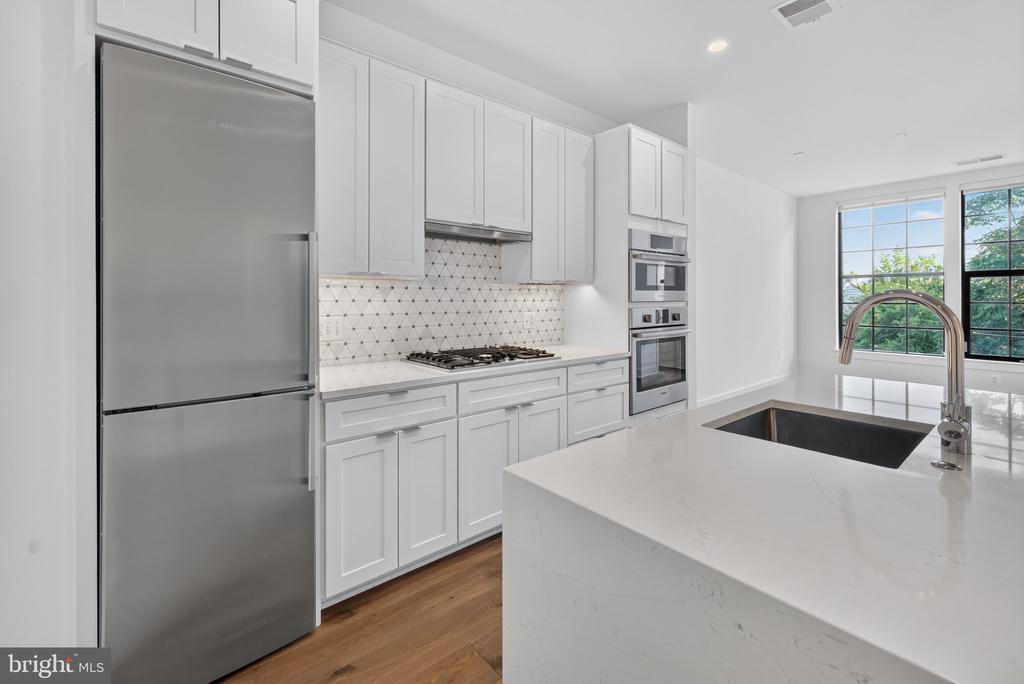 1312 KING STREET 302ALEXANDRIA